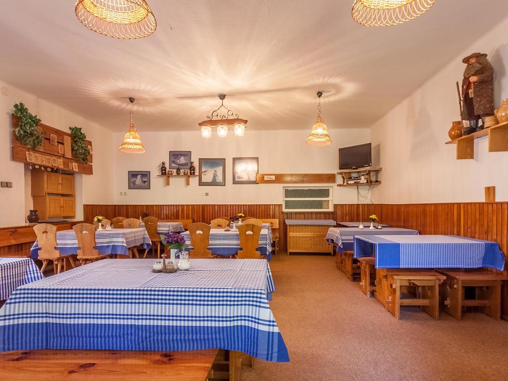 Hotel Flora Dolni Misecky Вітковіце Екстер'єр фото