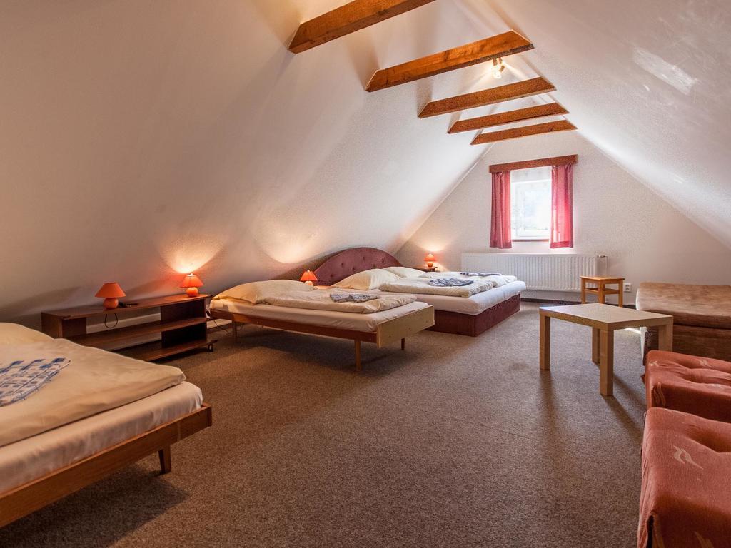 Hotel Flora Dolni Misecky Вітковіце Екстер'єр фото